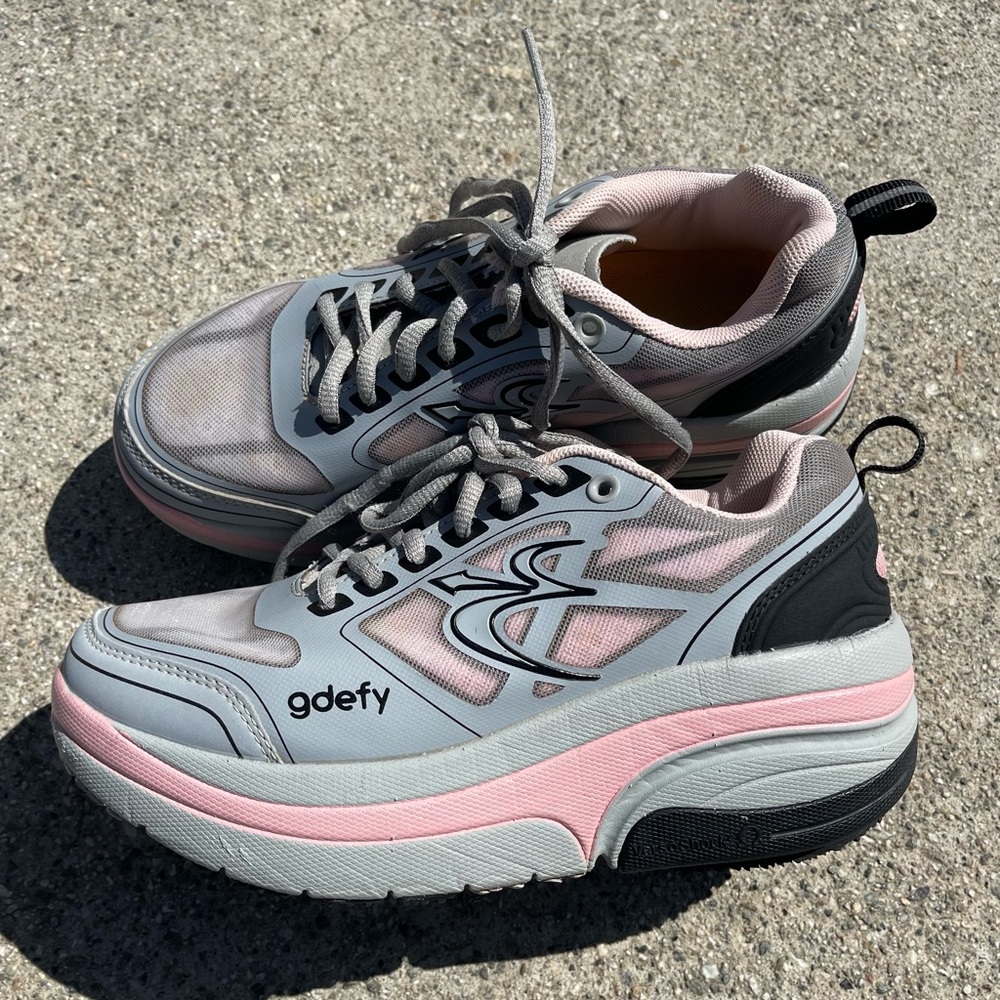 GDefy Ion Athletic Shoes size 6